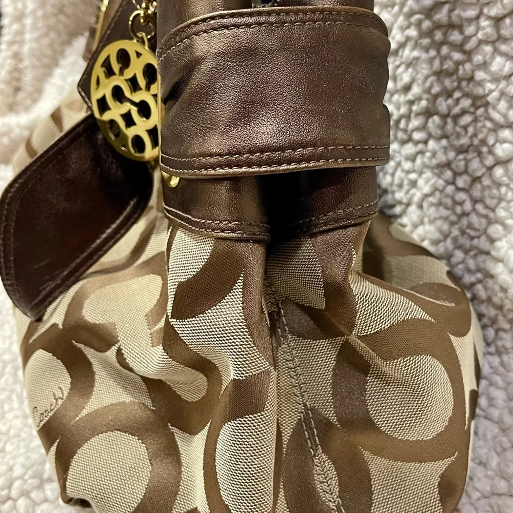 Coach Hobo Bronze Leather Signature Op Art Tote Bag With Hang Tags Y2K - Picture 10 of 16